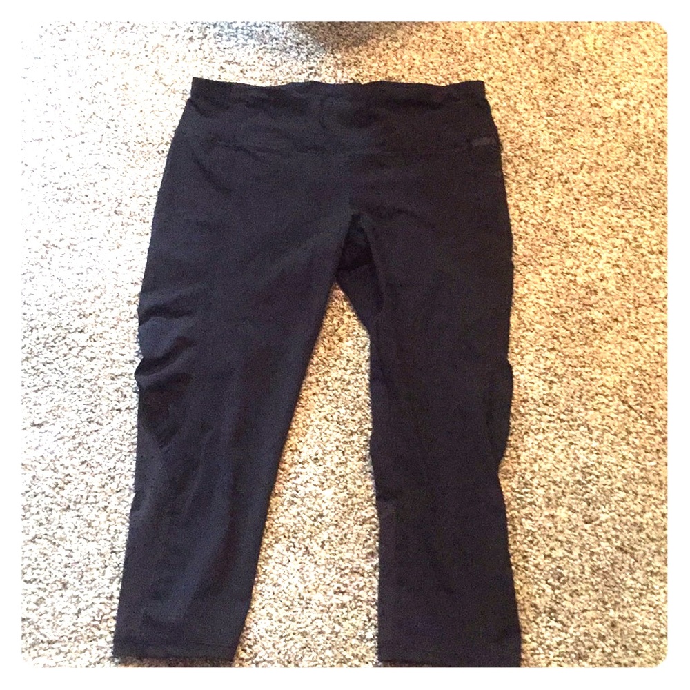 Lululemon size 8 tights